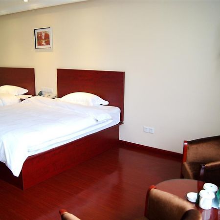 Greentree Inn Jiangsu Wuxi Jiangyin Zhouzhuang Shiji Avenue Business Hotel Exterior photo