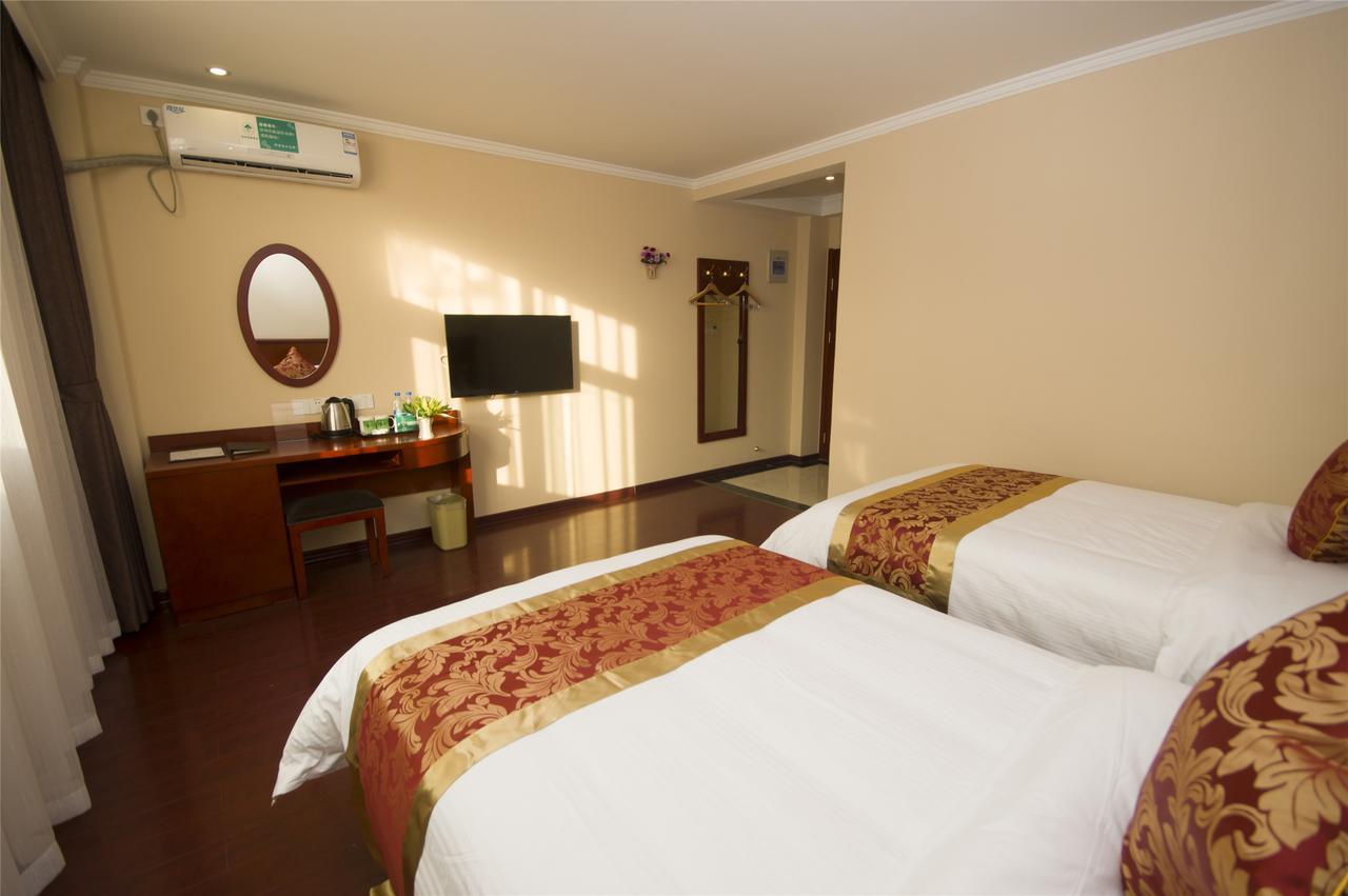 Greentree Inn Jiangsu Wuxi Jiangyin Zhouzhuang Shiji Avenue Business Hotel Exterior photo